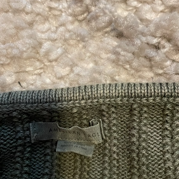 Green size medium sweater crop tank from American Eagle - Picture 3 of 3